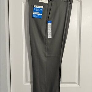 Haggar Men's Gray Dress Pants